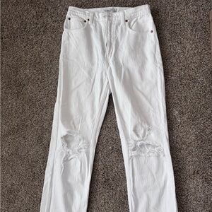 Abercrombie & Fitch Women's White Straight Leg Ripped Jeans